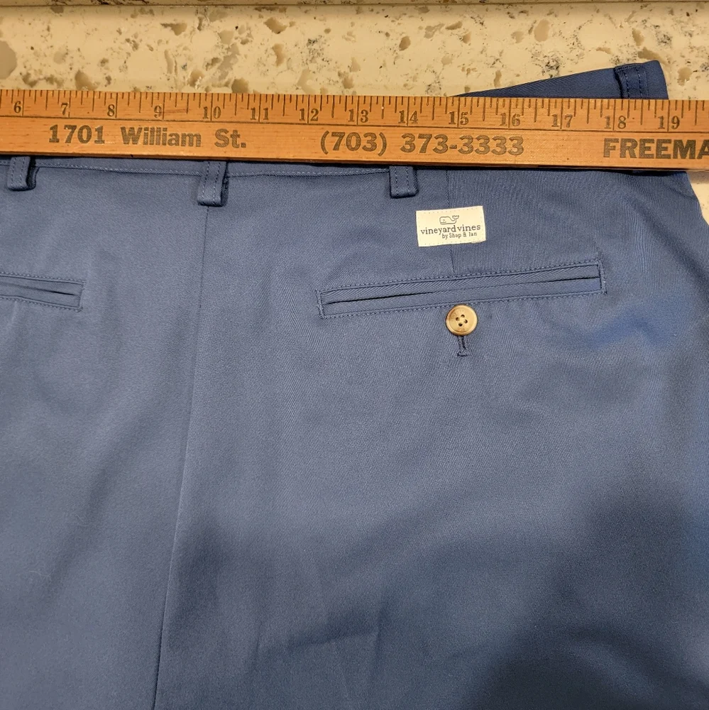 Vineyard Vines 8" Blue Shorts Size‎ 38 - Picture 4 of 6